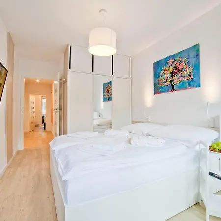 Apartment Porty B103 Nadmorskie Tarasy Pool Sauna Parking