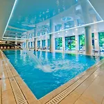 Apartment Porty B103 Nadmorskie Tarasy Pool Sauna Parking Kolobrzeg