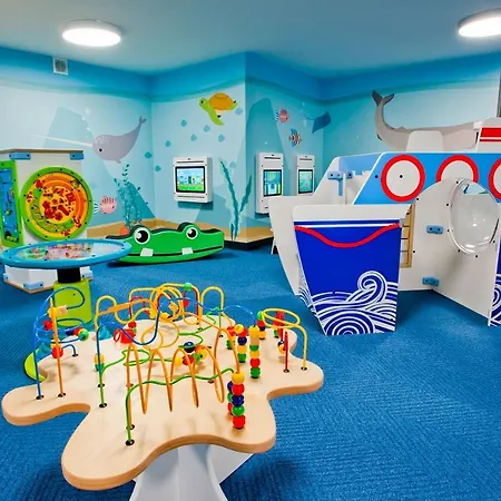 Porty B103 Nadmorskie Tarasy Pool Sauna Parking شقة كولوبرزيغ