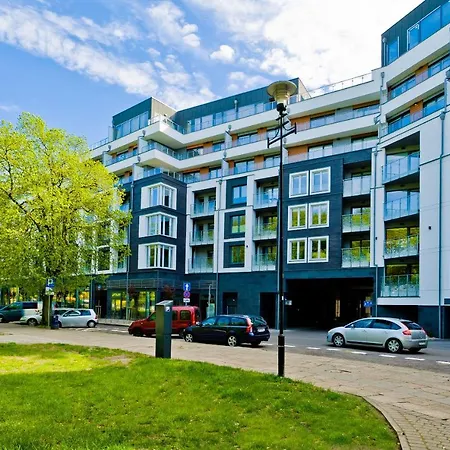 Porty B103 Nadmorskie Tarasy Pool Sauna Parking Kolobrzeg