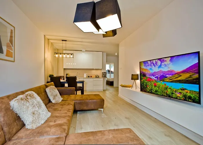 Porty B103 Nadmorskie Tarasy Pool Sauna Parking