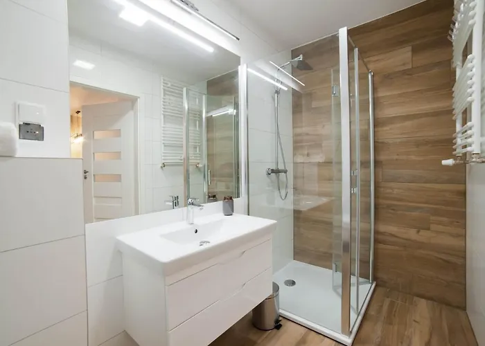 Porty B103 Nadmorskie Tarasy Pool Sauna Parking Колобжег