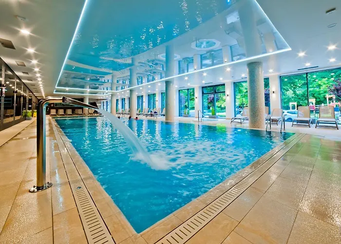 Апартаменты Porty B103 Nadmorskie Tarasy Pool Sauna Parking Колобжег