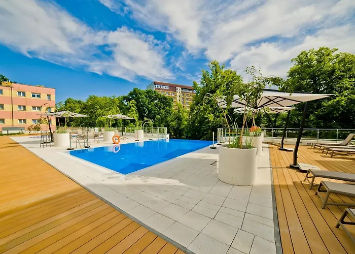 Porty B103 Nadmorskie Tarasy Pool Sauna Parking Апартаменты Колобжег